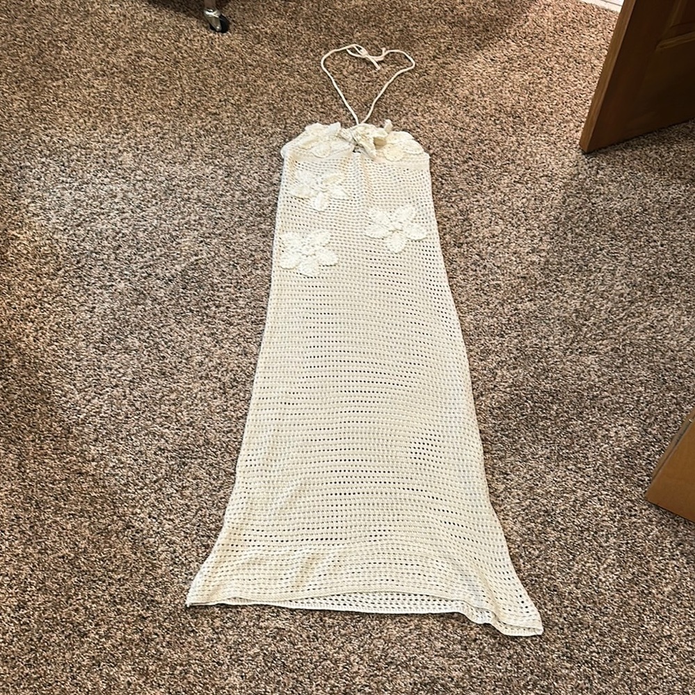 Elegant Cream Midi Dress